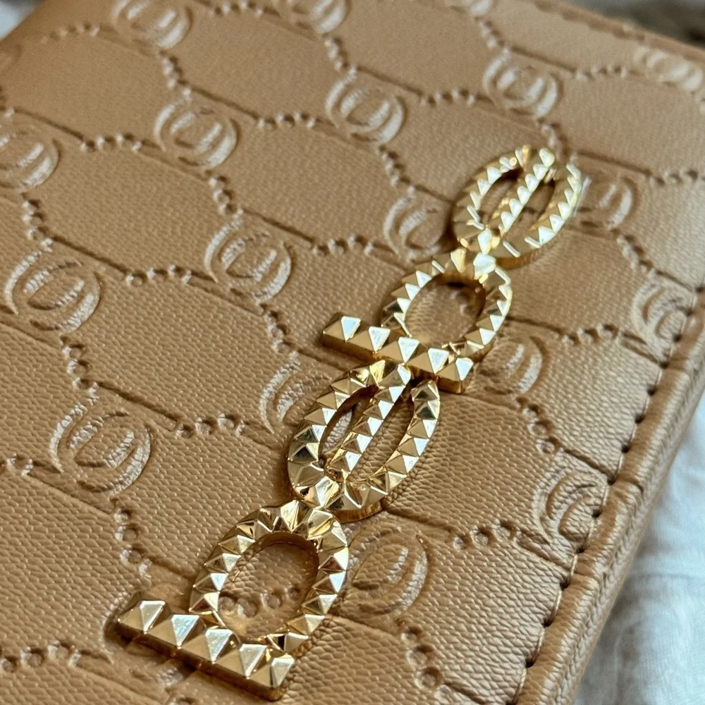 572. bebe Celia Monogram Flap Crossbody Bag Beige‎ NWT $79 MSRP